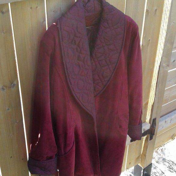Burgundy trend! Vtg Danier quilted genuine suede reversible coat - Picture 3 of 15